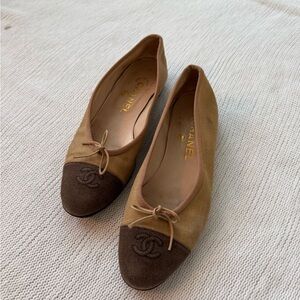Chanel flats - cap toe CC denim cotton tan / gray